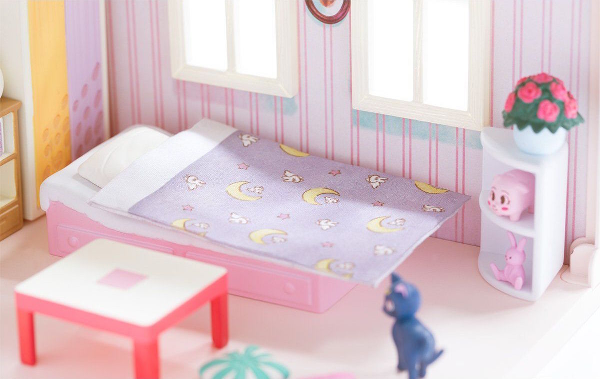 sailor moon doll house